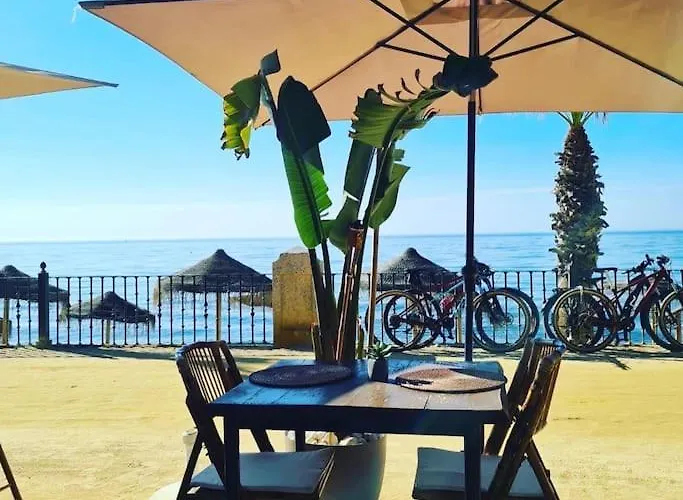 Valdecantos Beachfront Apartament